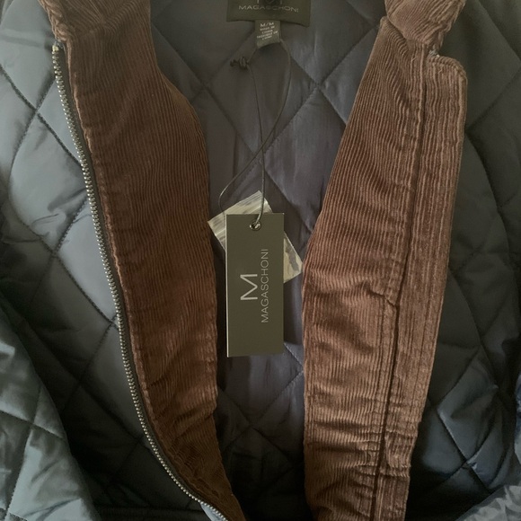 NWT Magaschoni Unisex Navy Chocolate Quilted Jacket with Brown Collar - Picture 8 of 8